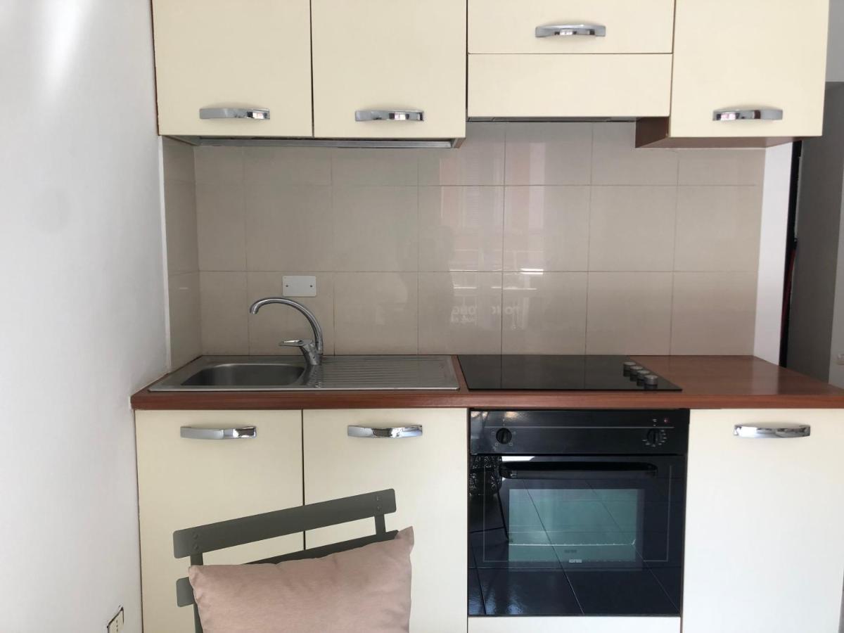 Ferienwohnung Nido In Sarpi Mailand Exterior foto