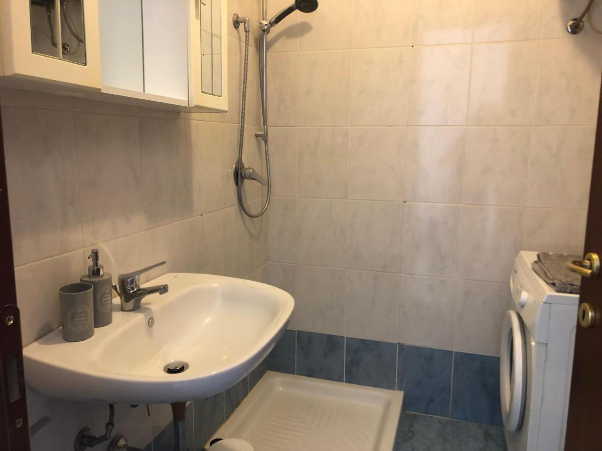 Ferienwohnung Nido In Sarpi Mailand Exterior foto